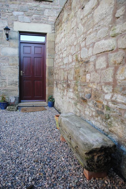 The Olde School House Bed & Breakfast Seahouses Bagian luar foto