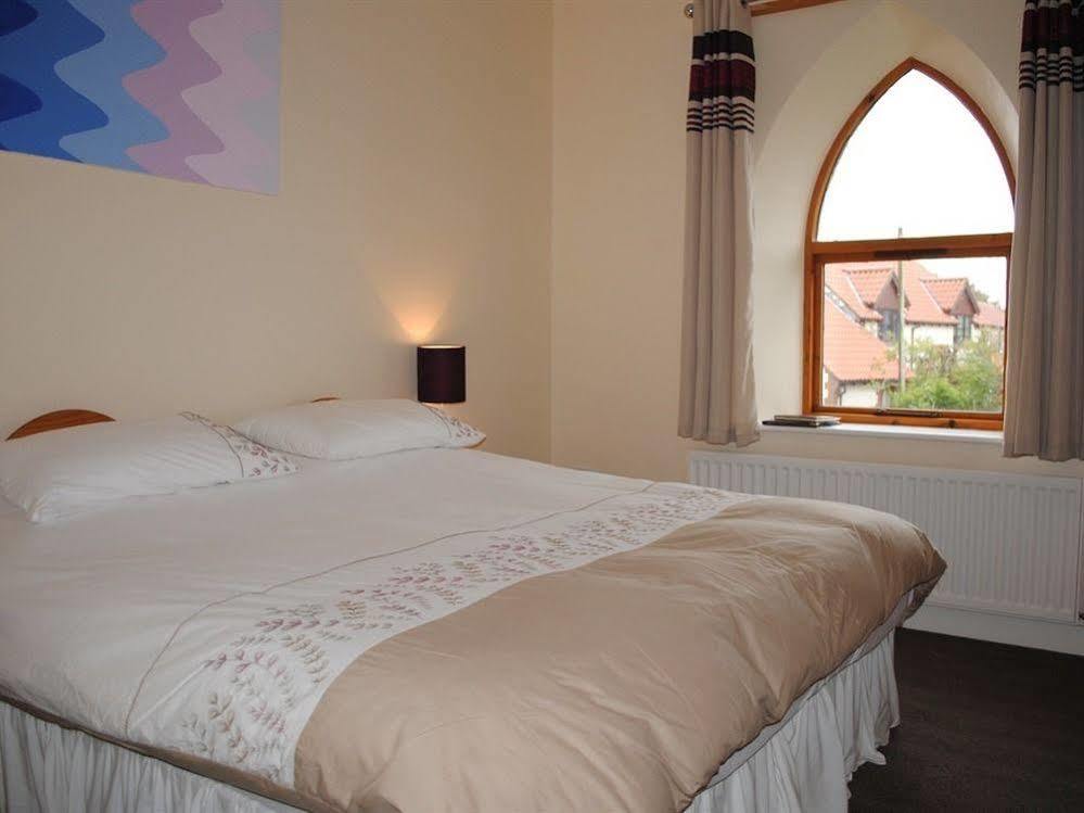The Olde School House Bed & Breakfast Seahouses Bagian luar foto