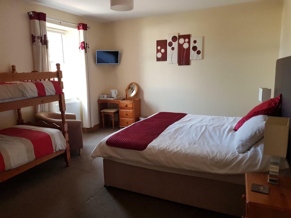 The Olde School House Bed & Breakfast Seahouses Bagian luar foto